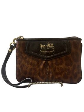 EUC Vintage Coach Madison Mia Leopard Ocelot Patent Leather Wristlet Clutch
